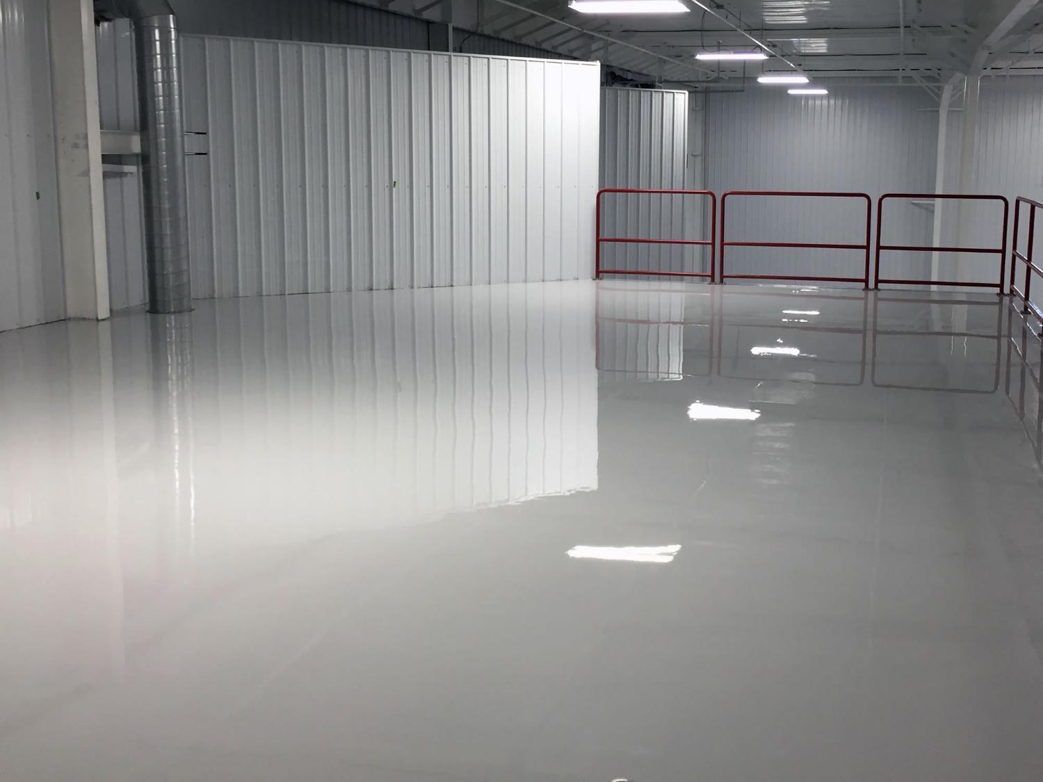 Solid white high-gloss epoxy industrial floor
